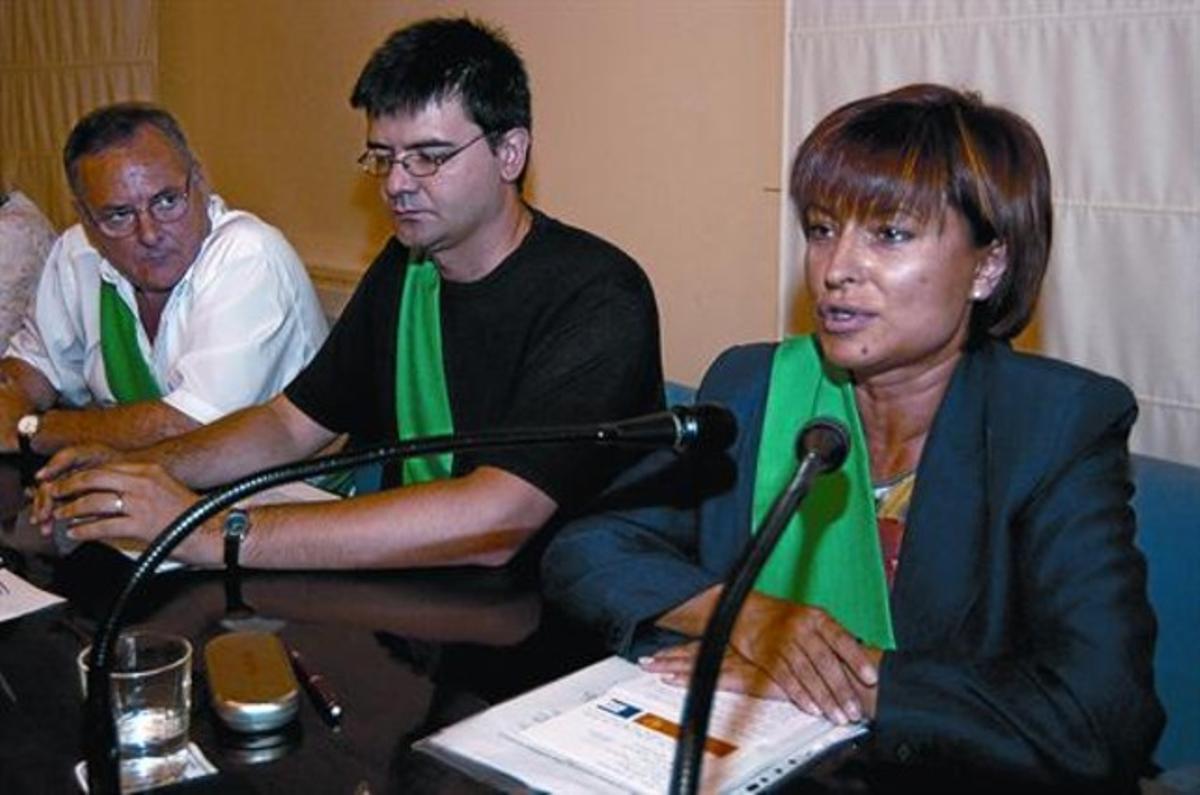 La regidora de CiU a Cerdanyola Consol Pla, en la constitució del govern municipal, el juny del 2003. La regidora de CiU a Cerdanyola Consol Pla, en la constitució del govern municipal, el juny del 2003.