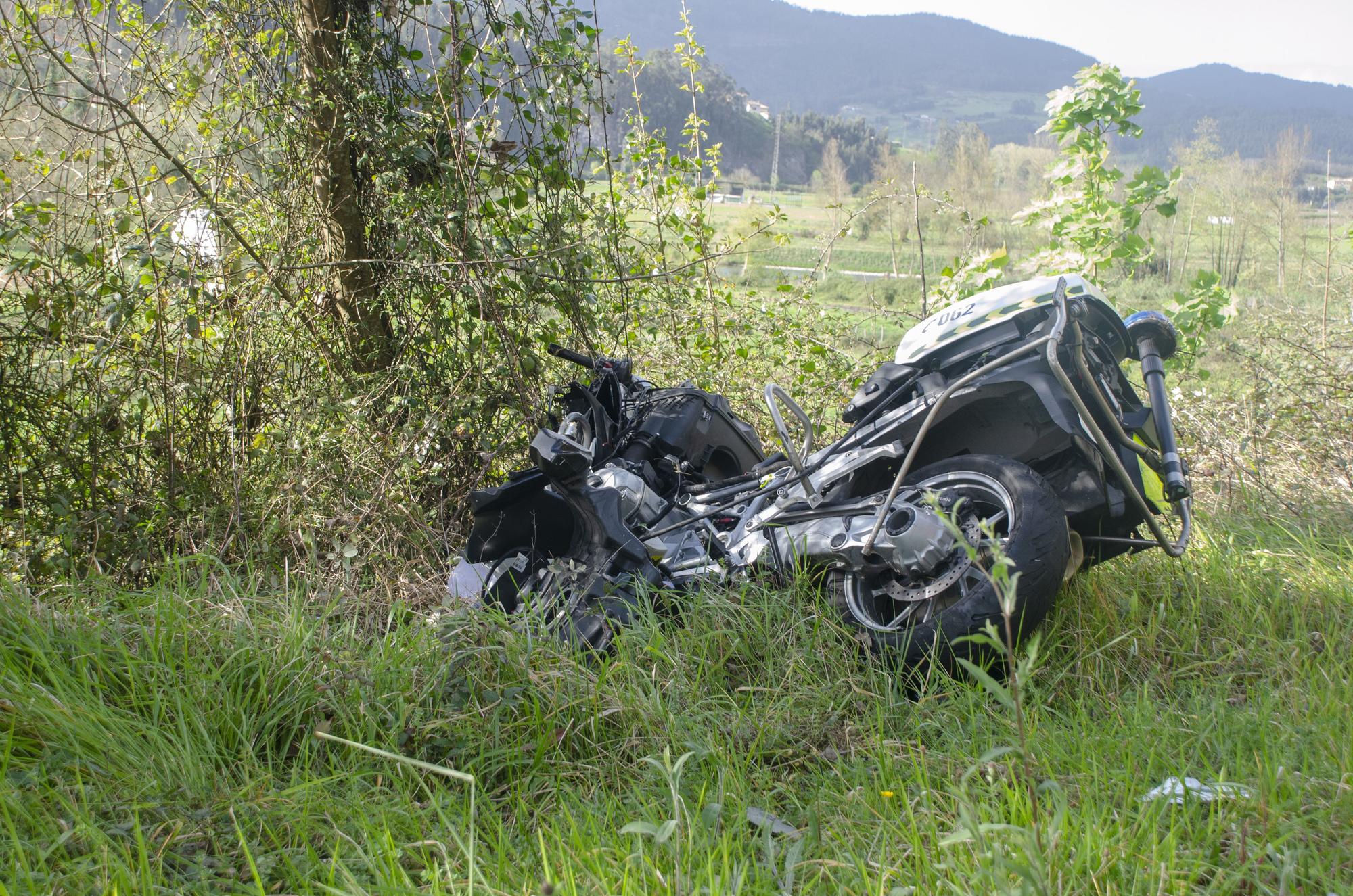 Tragedia en una carrera ciclista en Pravia: un hombre irrumpe con un coche robado y mata a un guardia civil tras arrollarlo