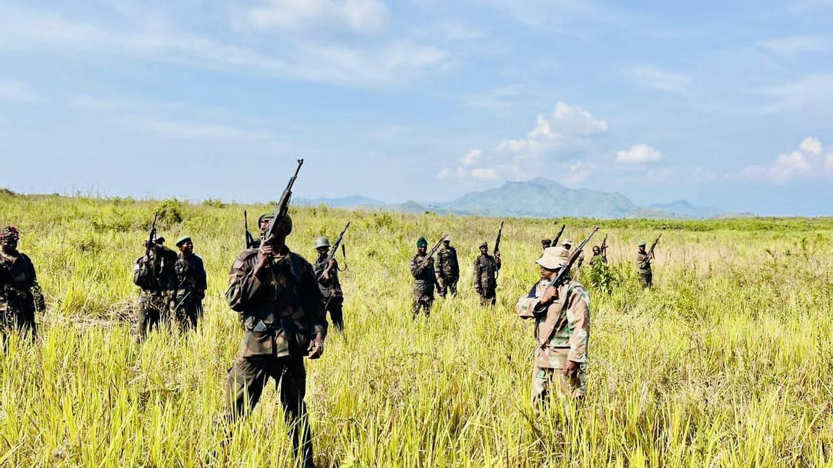 Soldados de la misión de la SADC entrenan junto al Ejército de República Democrática del Congo (RDC).