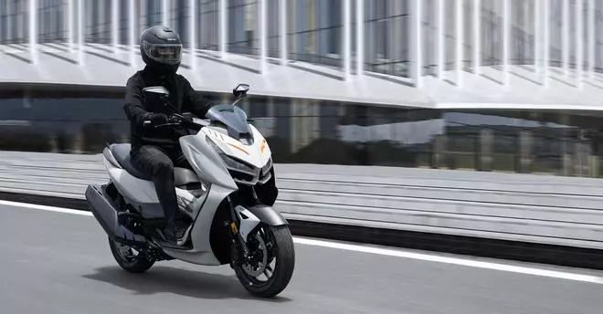 Gama 368 de Zontes, triple apuesta