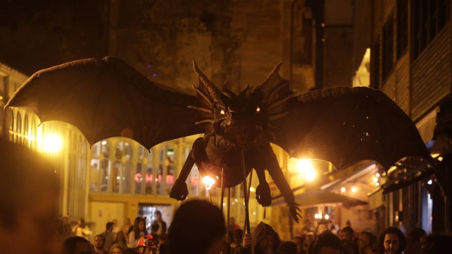 La Noche de San Juan en Oviedo, en imágenes