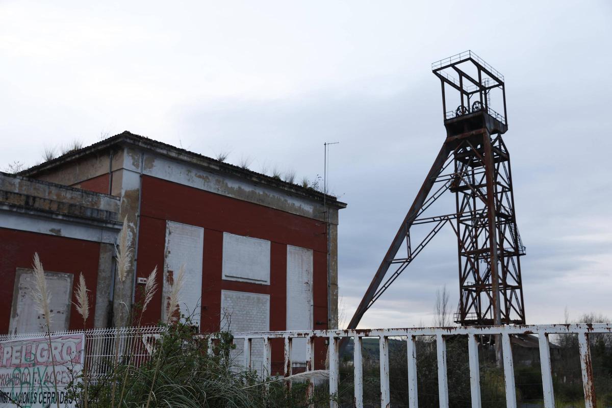 Así están las instalaciones de la mina La Camocha de Gijón (en imágenes)
