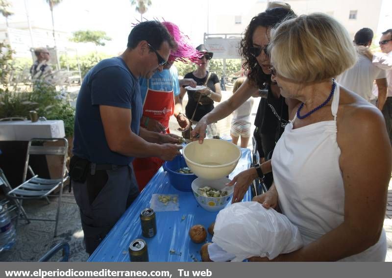 GALERÍA DE FOTOS - Día de las paellas en El Grao