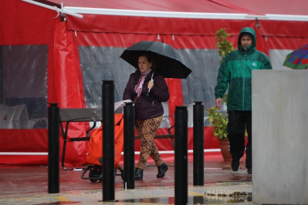 La capital de la Costa del Sol amanece bajo las nubes y con una previsión de lluvias intensas que se quedarán hasta la próxima semana