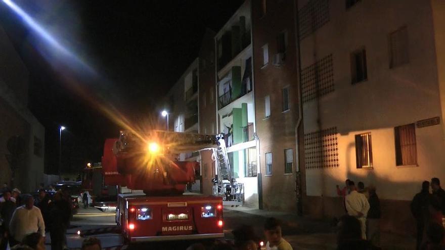 Muere una niña de año y medio en un incendio en Don Benito