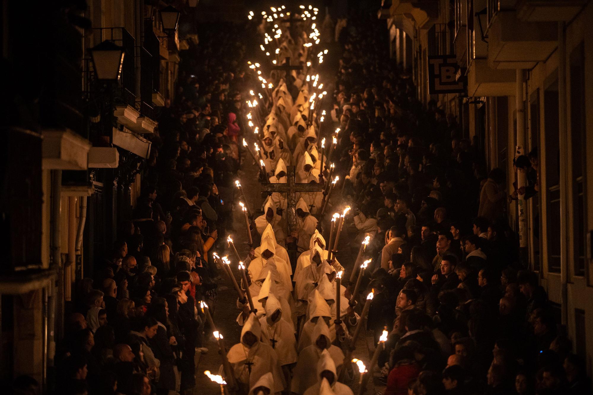 GALERÍA | La procesión de la Buena Muerte, en imágenes