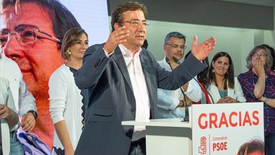 El PSOE registra en la Asamblea la ley que no limita los años de gobierno