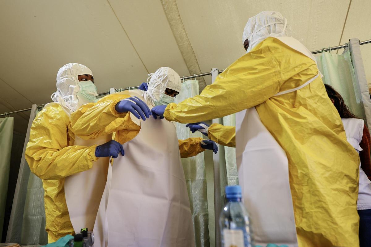 Médicos Sin Fronteras entrena a sus equipos en Nairobi ante el riesgo de ébola en la República Democrática del Congo Médicos Sin Fronteras entrena a sus equipos en Nairobi ante el riesgo de ébola en la República Democrática del Congo