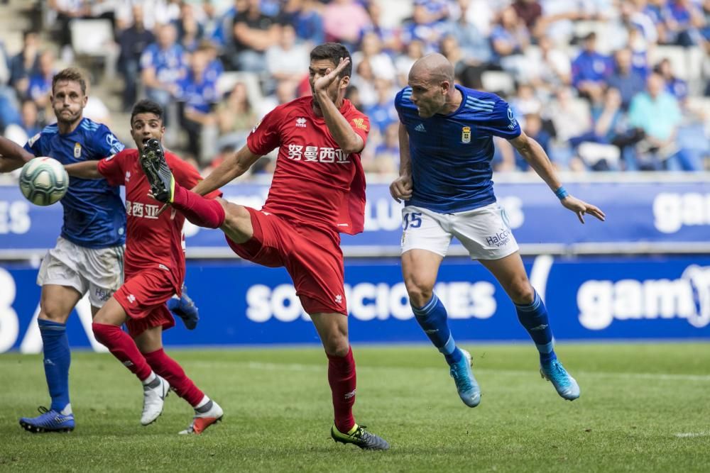 El partido del Oviedo ante el Numancia, en imágenes.