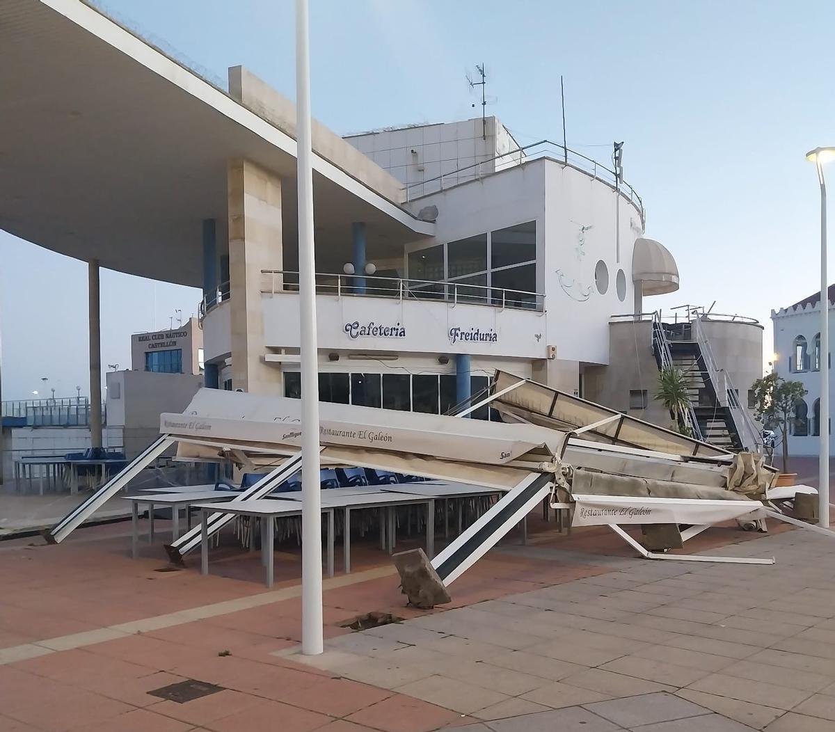 Terraza del restaurante Galeón.