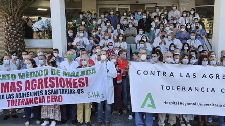 Las agresiones a profesionales sanitarios, en aumento.