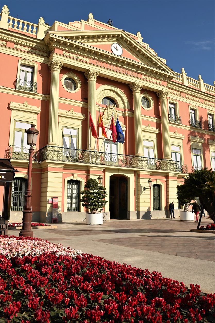 Puedes comer tapas en el corazón de Murcia.