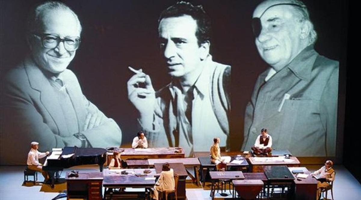 Moment de l’espectacle homenatge a Pere Calders, Joan Sales i Tísner, ahir al TNC.