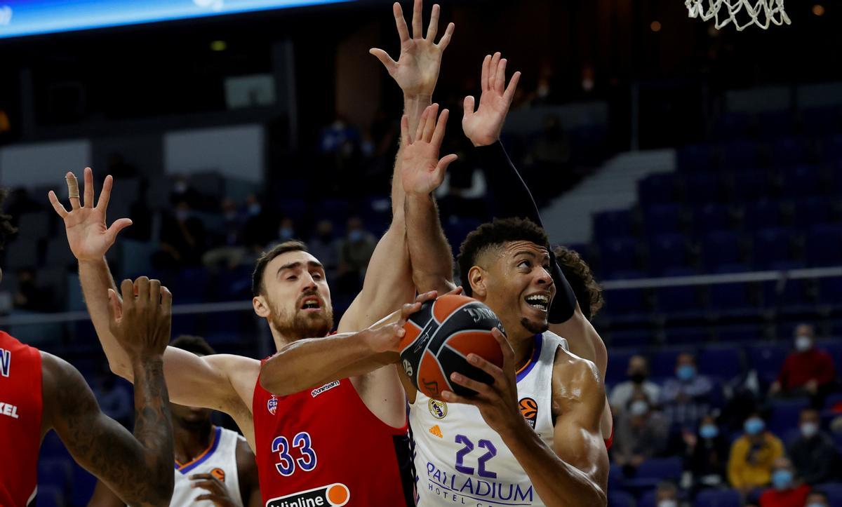Walter Tavares, en una acción del partido ante el CSKA