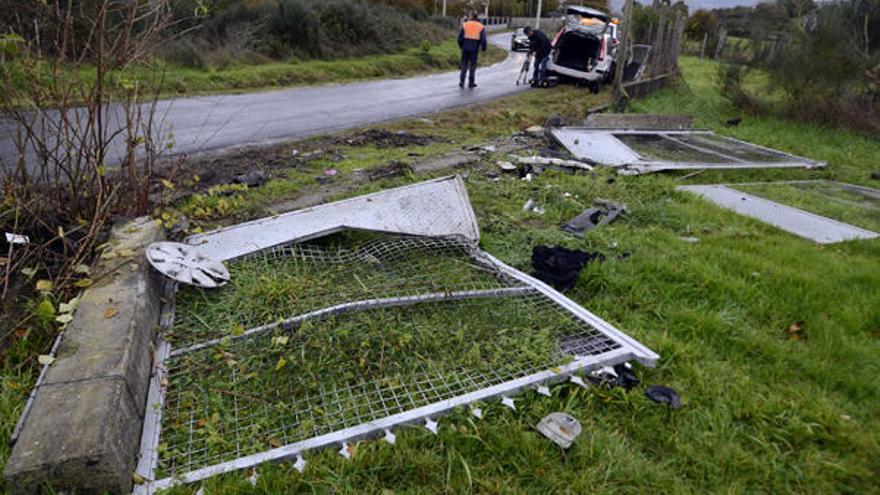 Un joven fallece y dos heridos en un accidente en Coles