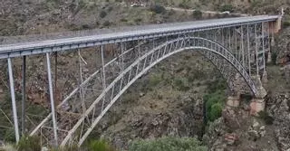 Puente de Pino, el gran ingenio sobre el Duero