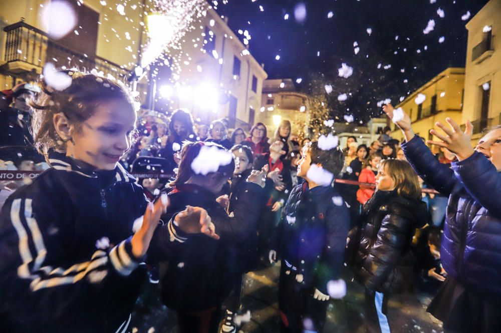 Blanca y luminosa Navidad en Orihuela