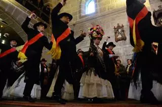 La Danza de San Sebastián de Aldán (Cangas) en imágenes