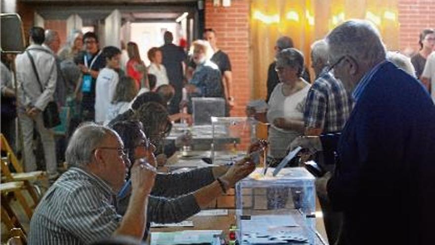 En les darreres eleccions celebrades el 27 de setembre hi va haver més de 4 milions de votants a Catalunya.