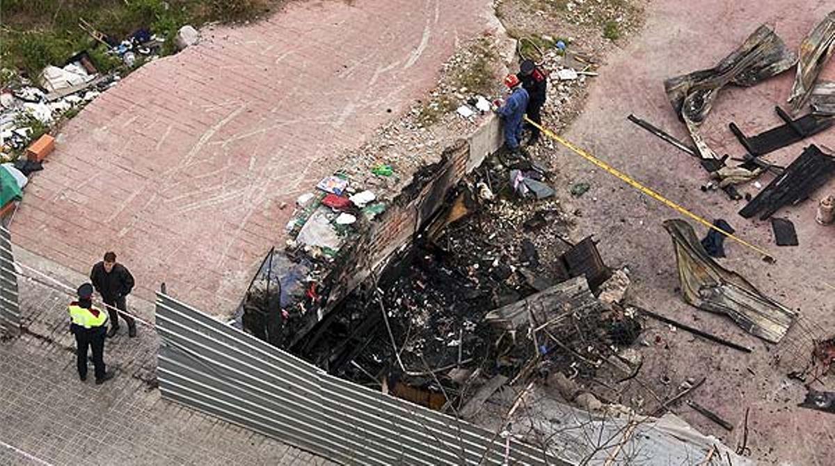 Quatre morts en l’incendi de la seva barraca a Barcelona.