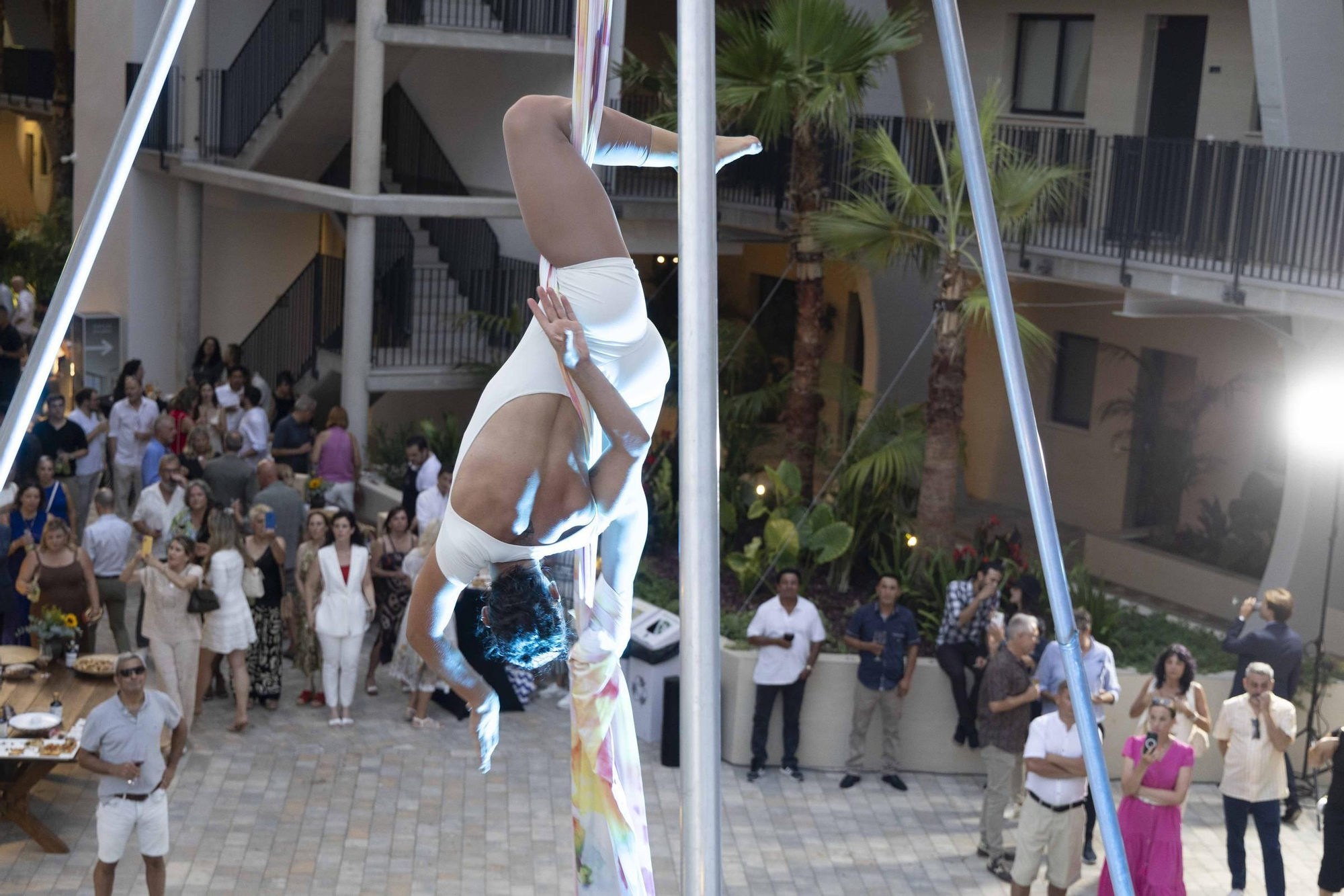 Espectacular inauguración de Delfin Natura en El Albir