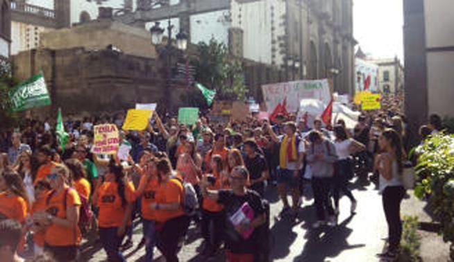 Huelga en rechazo a las "reválidas" de la LOMCE en Las Palmas de Gran Canaria