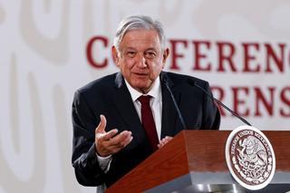 López Obrador construirá caminos en México con la venta de joyas confiscadas