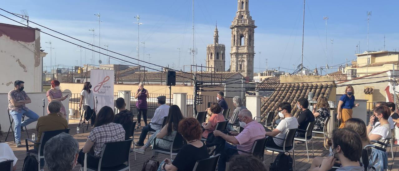 Un momento de la presentación en el Centre Octubre