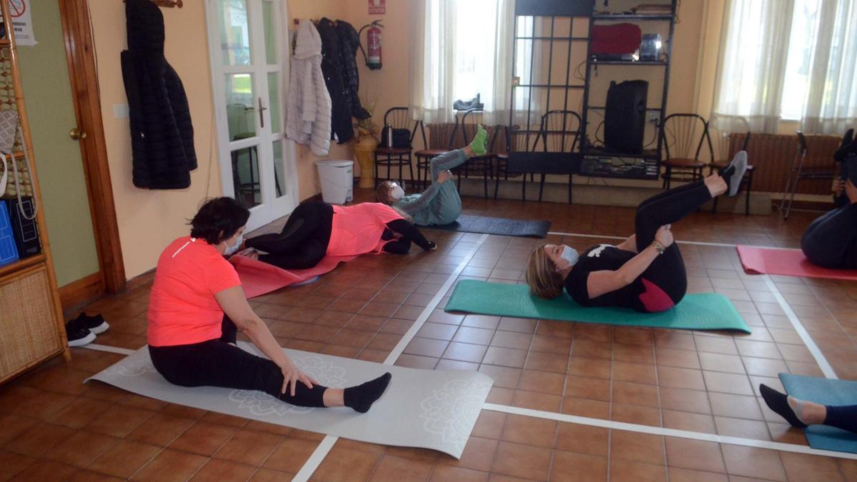 El pilates también cuenta con una gran cantidad de mujeres que lo practican.