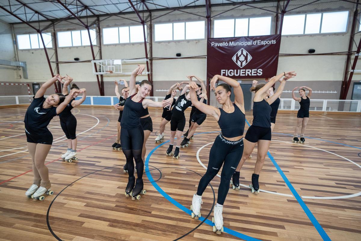 Un moment de la coreografia durant un entrenament.
