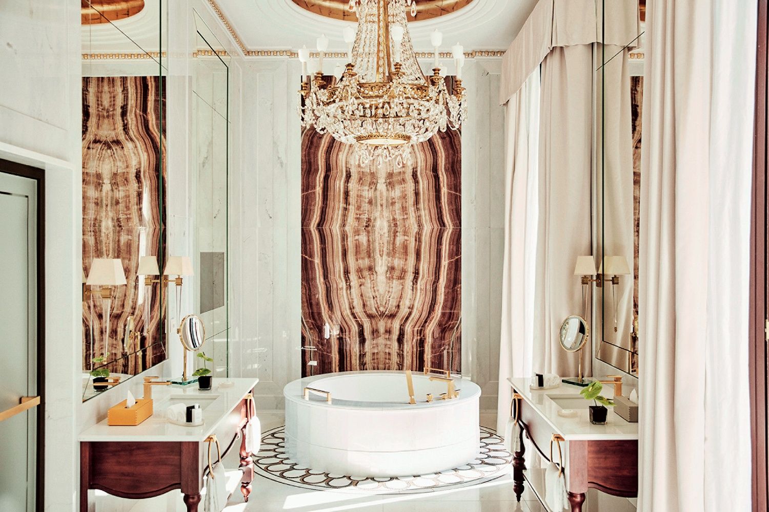 Suite Reale del Four Seasons Hotel Madrid.