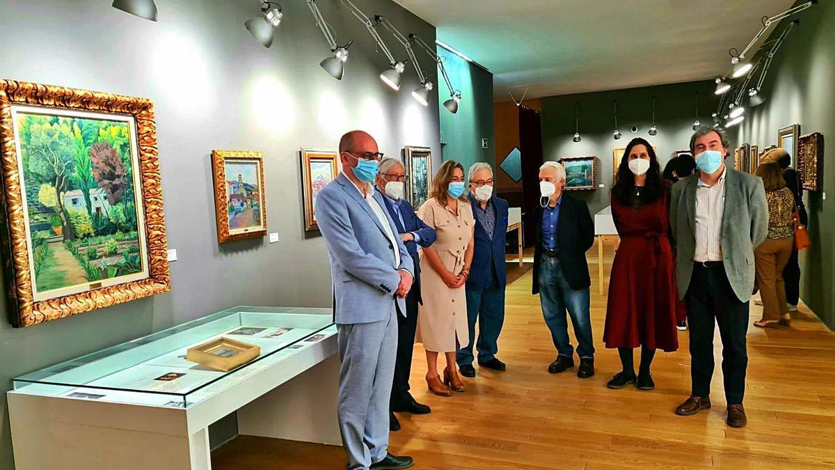 Autoridades y organizadores de la exposición, durante su presentación, ayer, en Madrid.