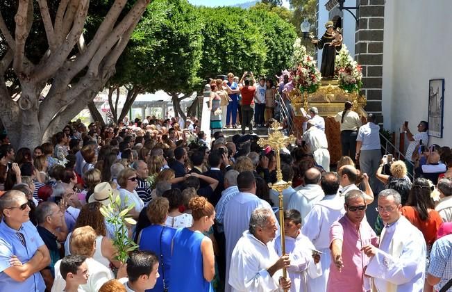 PROCESION SAN ANTONIO MOGAN