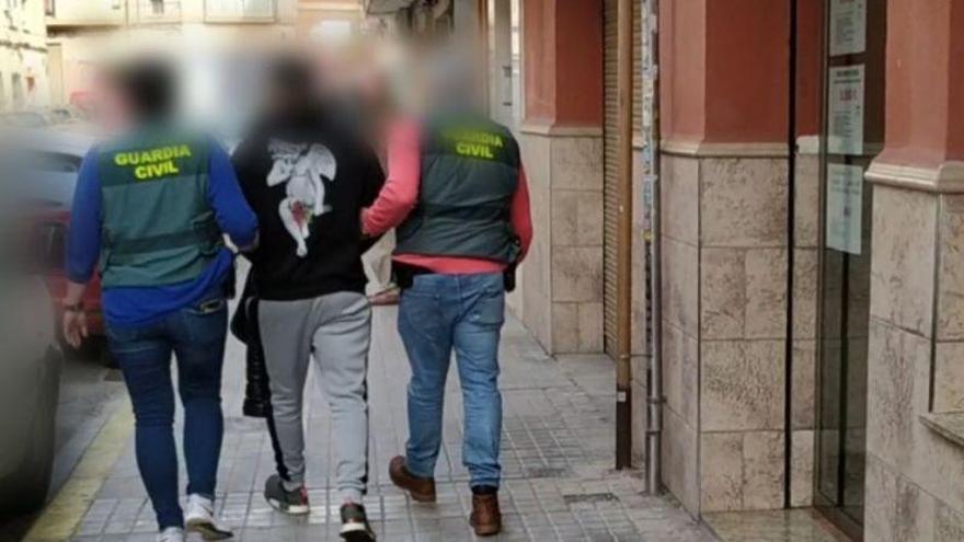 Cae una red que estafaba a bancos ligada al caso de ‘sextorsión’ de Teruel