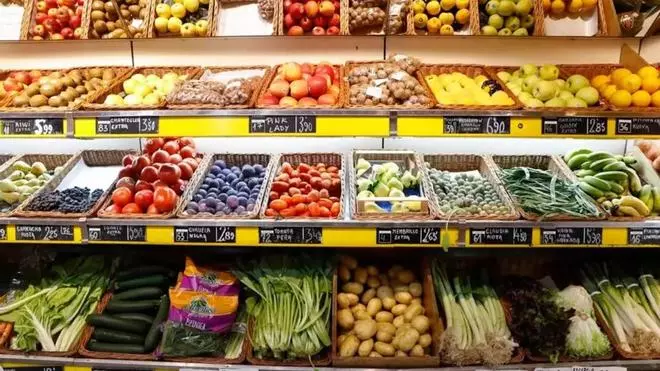 Productos Km 0 y artesanales en Barcelona: así es el mercadillo que triunfa los sábados en las Tres Xemeneies