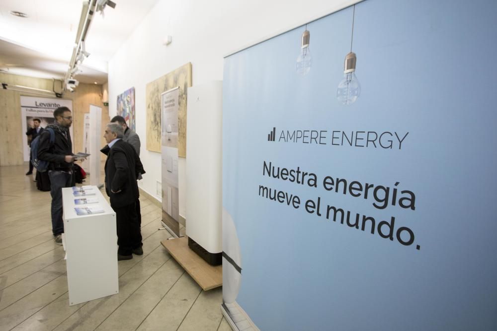 Congreso Avaesen sobre energías renovables en el club Diario Levante