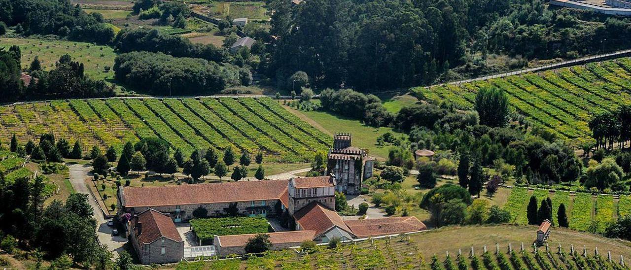 Vista aérea de la finca de Pazo Baión, buque insignia de la cooperativa Condes de Albarei, adquirida en 2012.