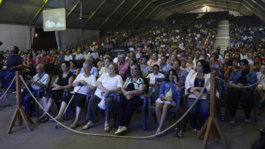 Las tradiciones en vivo.