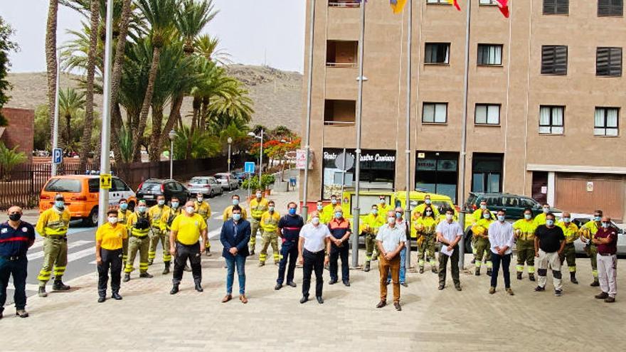 Miembros del dispositivo que trabajará contra los incendios hasta finales de año en La Gomera.