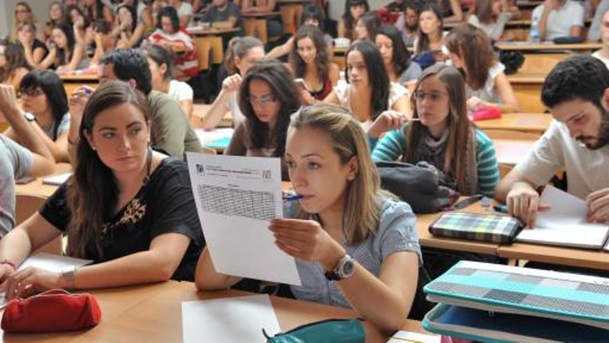 Un grupo de universitarios.