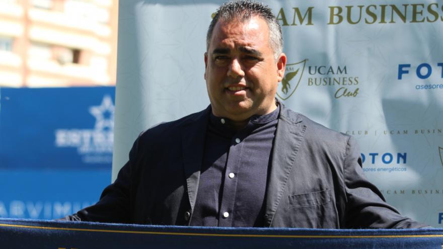 Germán Crespo, ex del Córdoba CF, seguirá al frente del UCAM Murcia tras rozar el ascenso