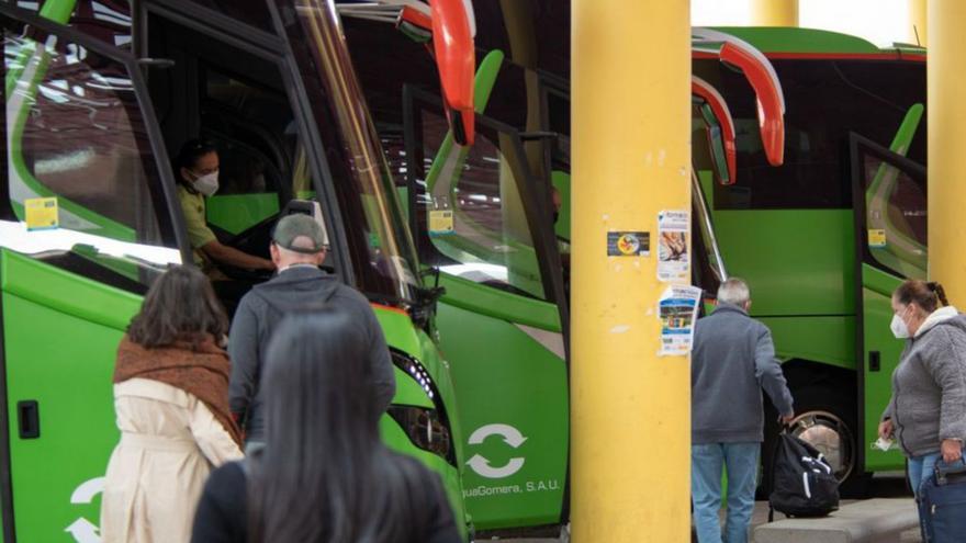 GuaguaGomera avanza en la  accesibilidad en el transporte