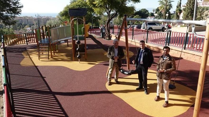 Del Río y Conde, en el nuevo parque infantil.