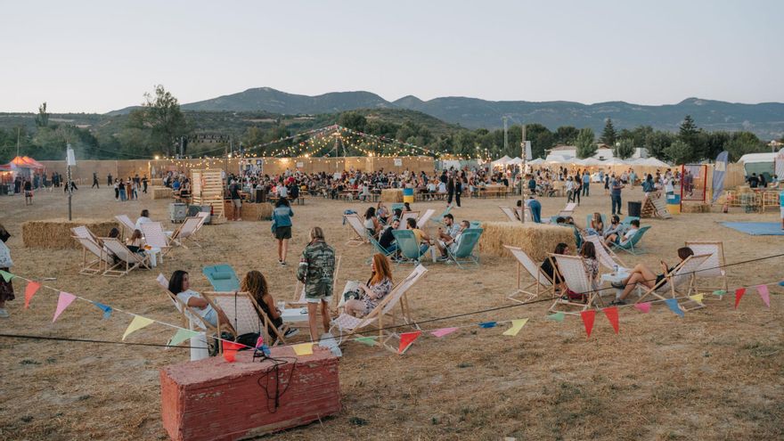 Cariño, Cupido y Burning protagonizan este fin de semana el Festival de las Artes de Ayerbe Brizna