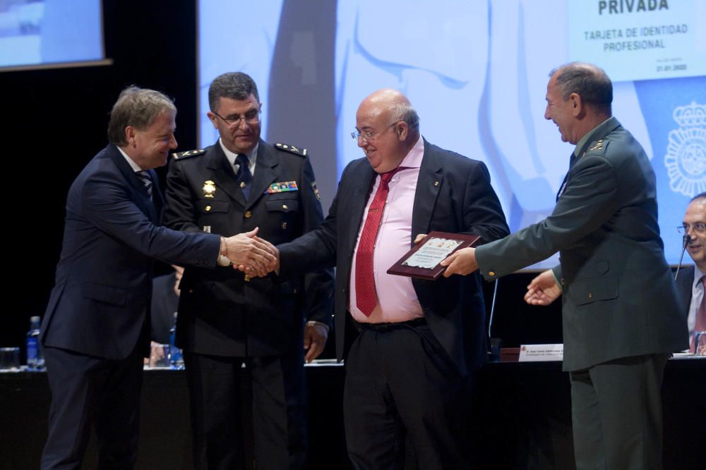 Entrega de condecoraciones en el Palacio de Congresos