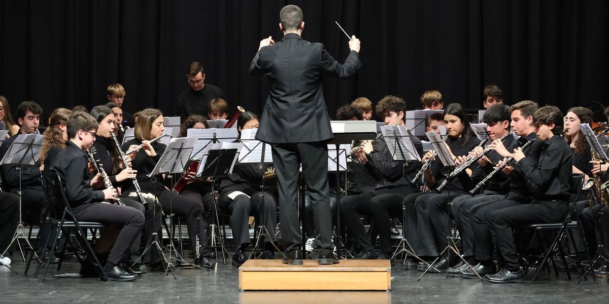 Imagen de uno de los conciertos de la sección juvenil de la Unión Musical La Lira en el Auditori Municipal de Vila-real.