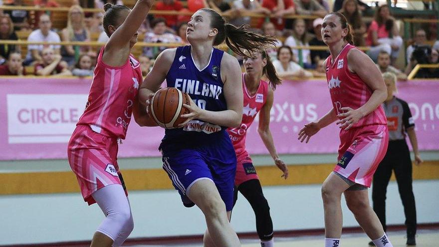 Tulonen, en un partido con la selección finlandesa. // Basket.fi