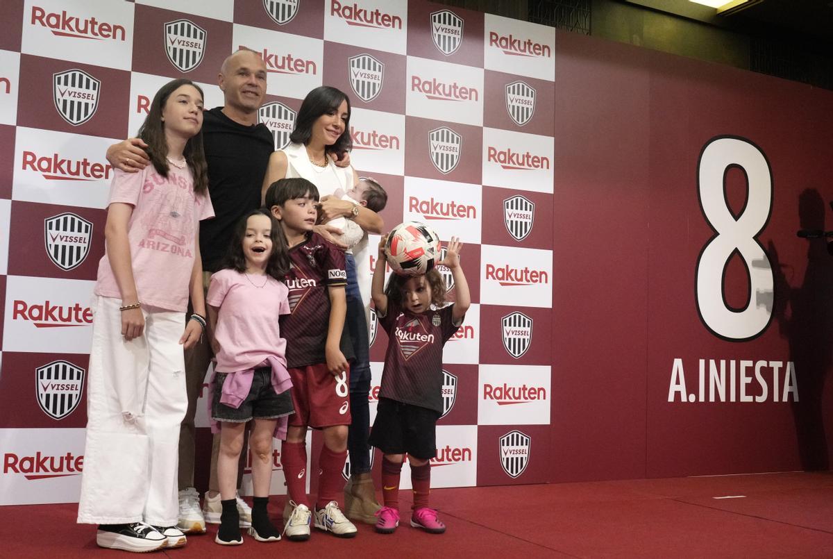 Iniesta deja el Vissel Kobe