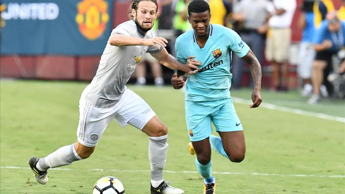 Semedo pugna con Blind, del Manchester United, en la reciente gira del Barça por EEUU