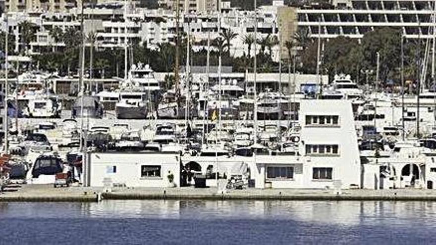 Vista general del puerto de Marina Botafoch, en Ibiza.